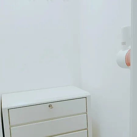 Apartment Balkon-apartment In Krefeld: Komfort&stil Nahe Düsseldorf