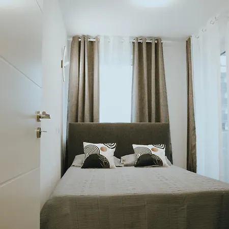 Apartment Balkon-apartment In Krefeld: Komfort&stil Nahe Düsseldorf *