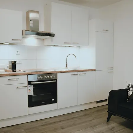 Balkon-apartment In Krefeld: Komfort & Stil Nahe Duesseldorf Krefeld