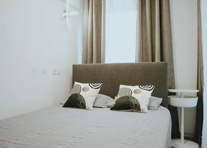 Balkon-apartment In Krefeld: Komfort & Stil Nahe Duesseldorf Daire Krefeld