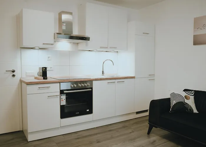 Balkon-apartment In Krefeld: Komfort & Stil Nahe Duesseldorf Krefeld