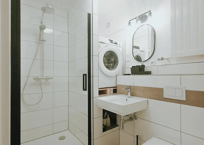 Balkon-apartment In Krefeld: Komfort & Stil Nahe Duesseldorf Apartment *